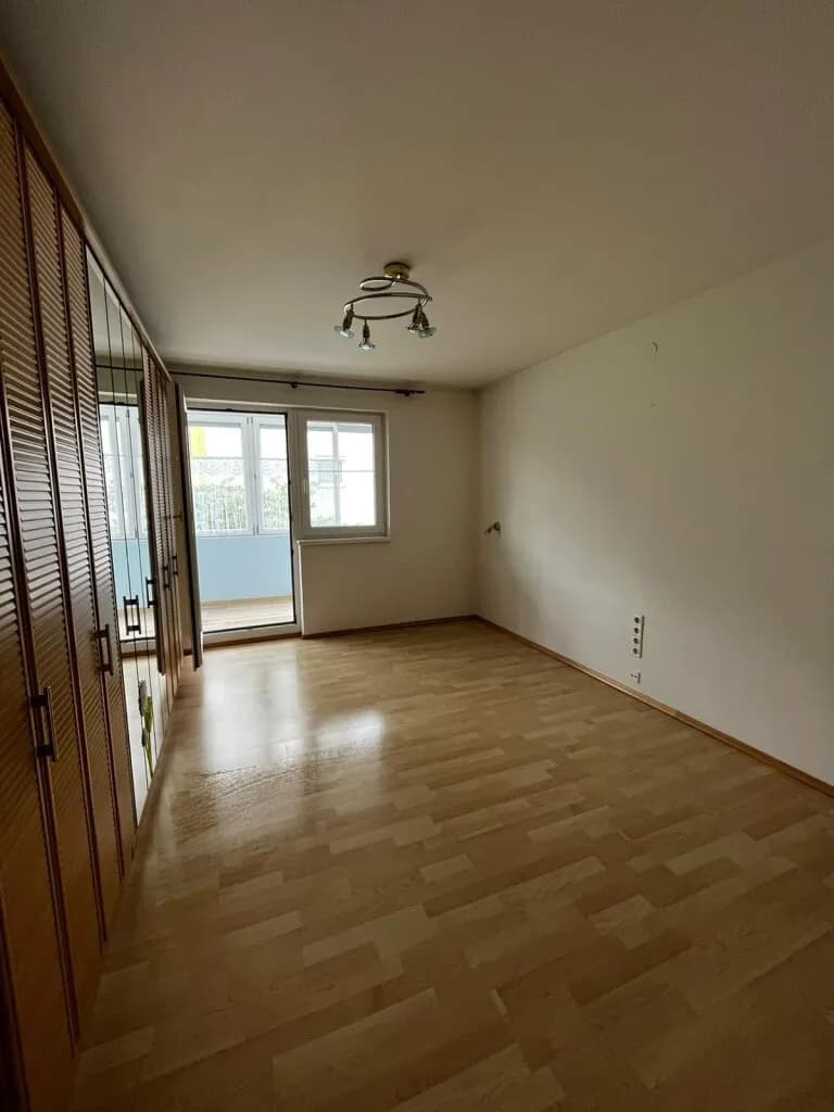 3-Zimmer-Wohnung kaufen in Schwaz – 84,35 m², € 374.000 – Bild 2 von 5