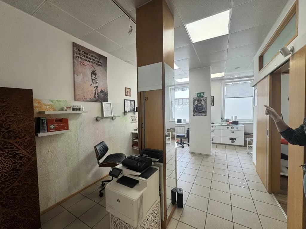Gewerbeimmobilie mieten in Innsbruck-Land – 60 m², € 1.033 – Bild 10 von 11