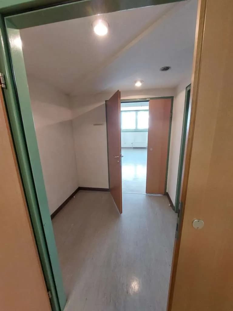 10-Zimmer-Gewerbeimmobilie mieten in Wien – 821 m², € 10.451 – Bild 5 von 23