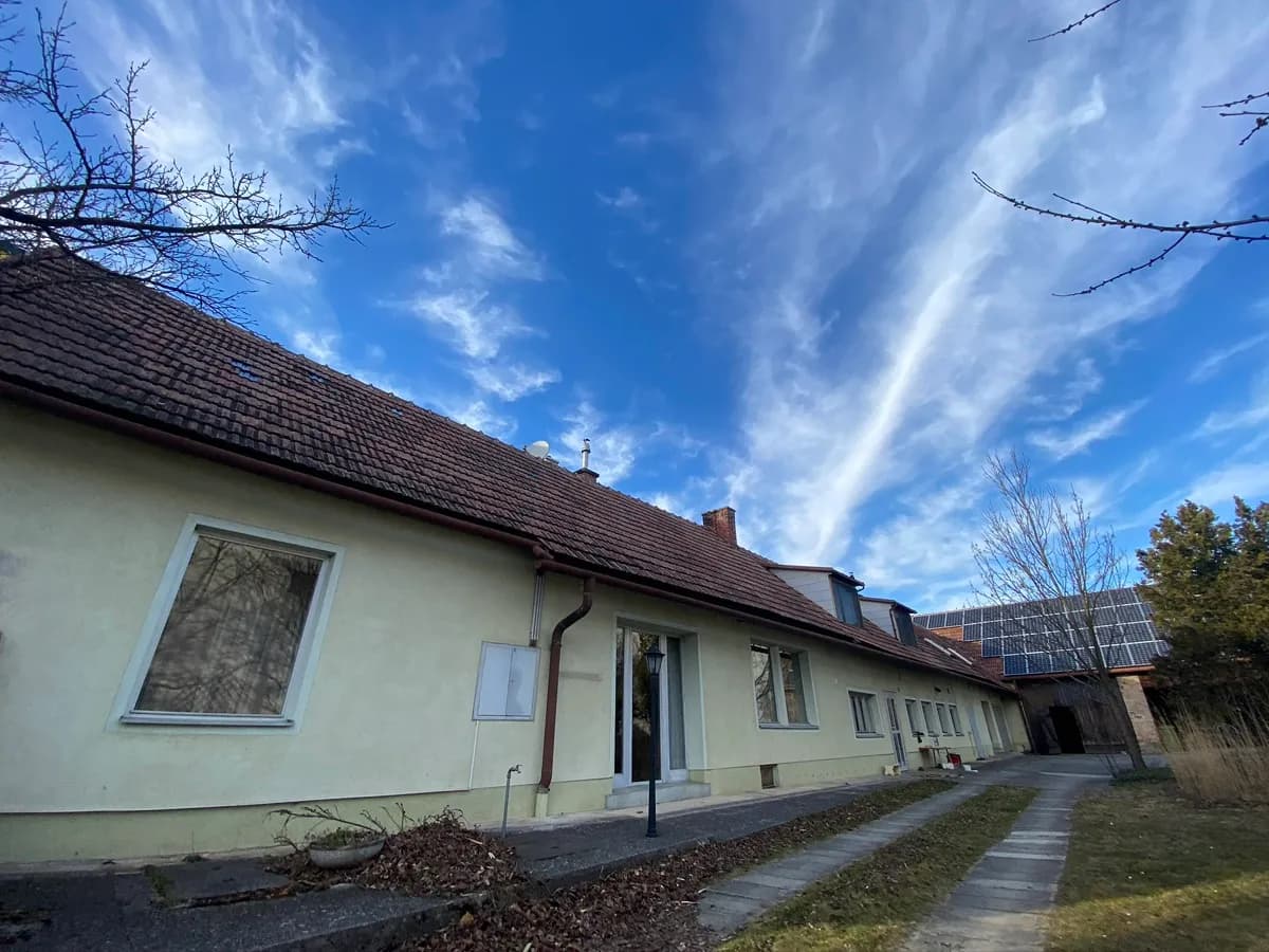 Haus mieten in Neunkirchen – 134 m², € 999