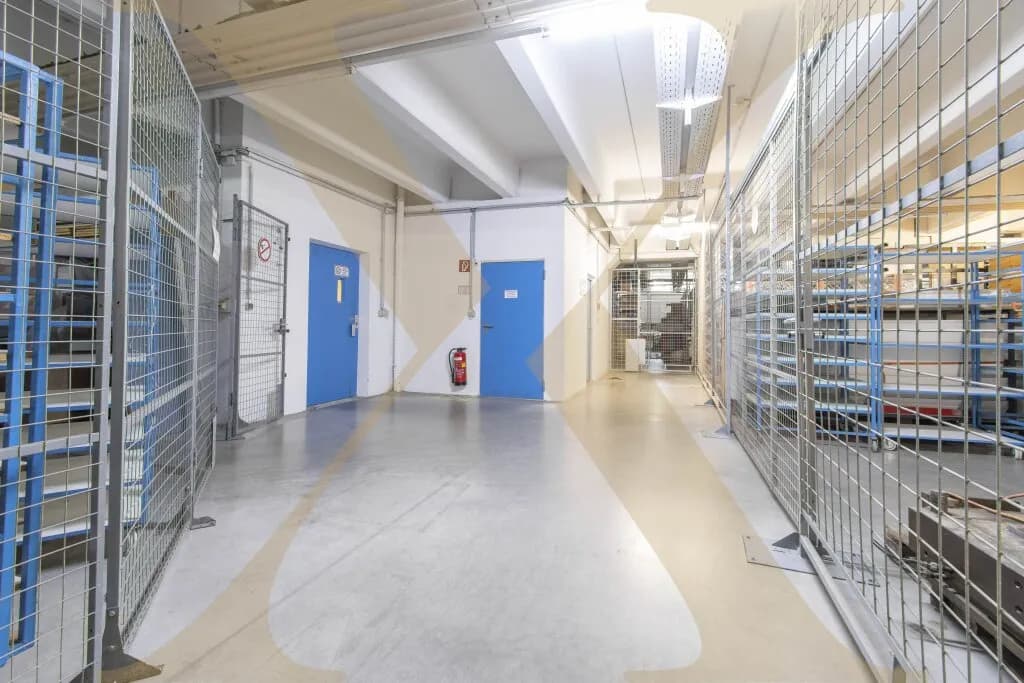 Gewerbeimmobilie mieten in Linz Land – 234 m², € 2.068