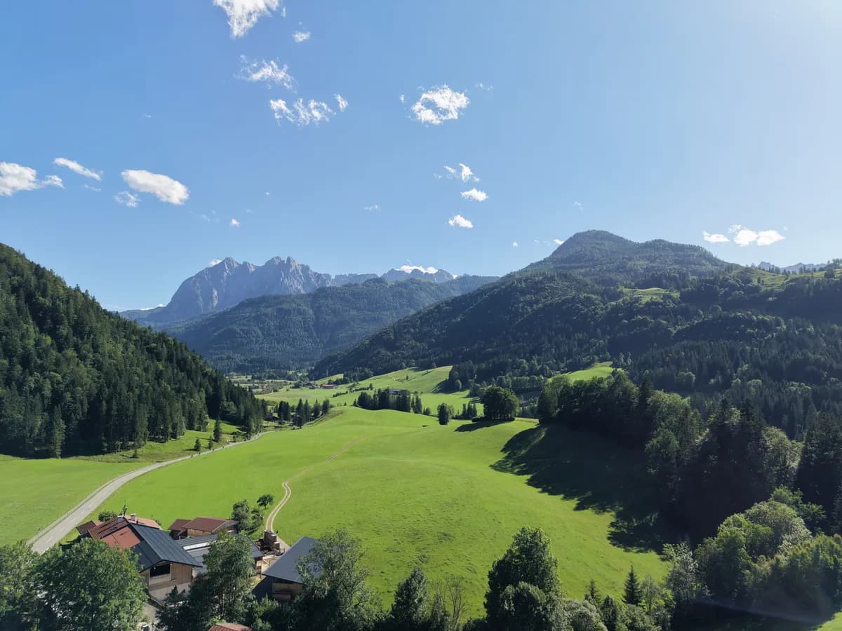 7-Zimmer-Haus kaufen in Kitzbühel – 298,84 m², € 1.590.000 – Bild 10 von 13