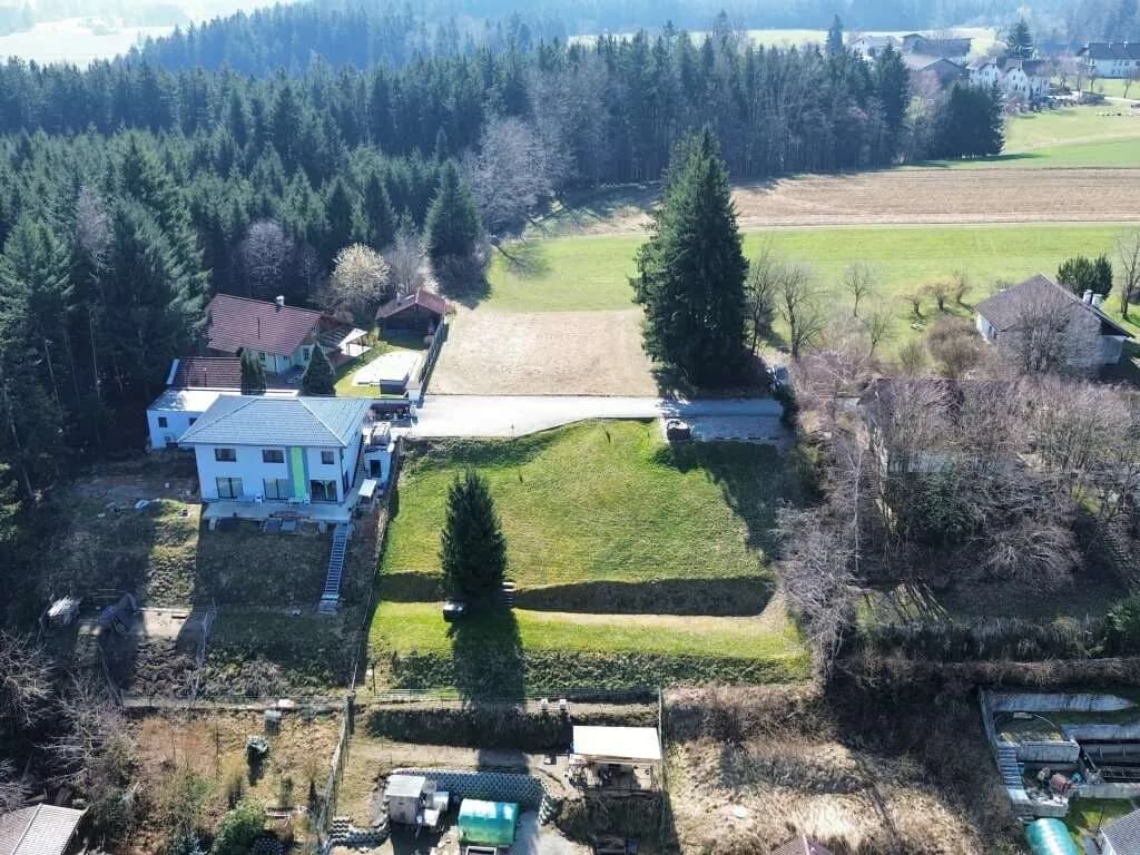 Grundstück kaufen in Vöcklabruck – 1 168 m², € 94.000