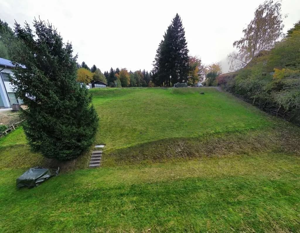 Grundstück kaufen in Vöcklabruck – 1 168 m², € 94.000 – Bild 2 von 7