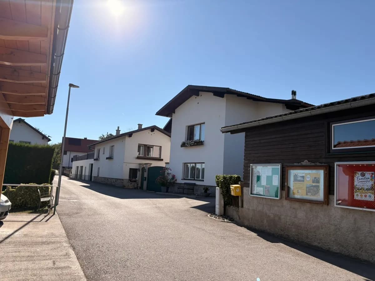 2-Zimmer-Wohnung mieten in Neunkirchen – 60 m², € 590 – Bild 2 von 21