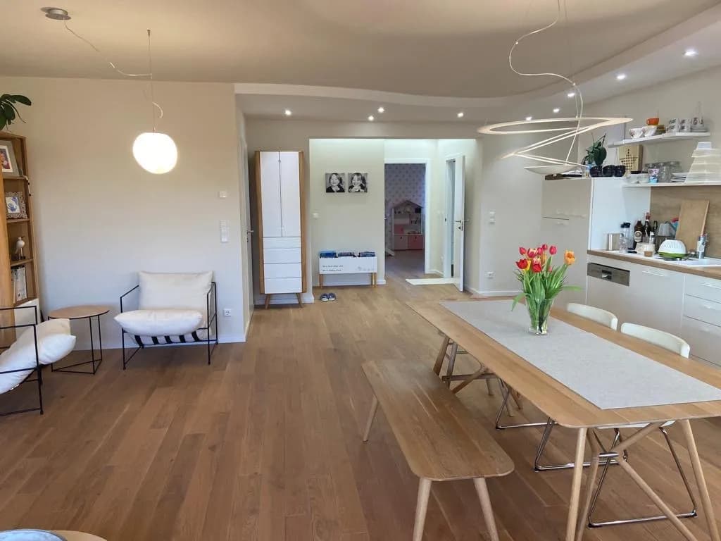 3-Zimmer-Wohnung mieten in Wien – 99 m², € 2.395