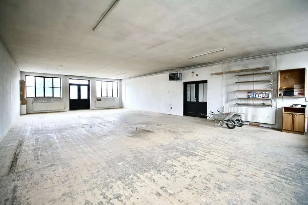 Gewerbeimmobilie mieten in Neusiedl am See – 120 m², € 420