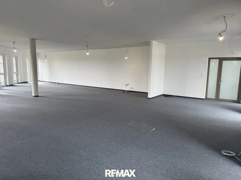 6-Zimmer-Gewerbeimmobilie kaufen in Gmunden – 170 m², € 850.000 – Bild 4 von 16