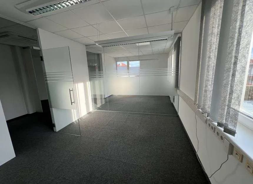 Gewerbeimmobilie mieten in Linz Land – 82 m², € 982 – Bild 3 von 10