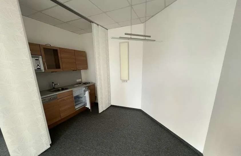 Gewerbeimmobilie mieten in Linz Land – 82 m², € 982 – Bild 9 von 10