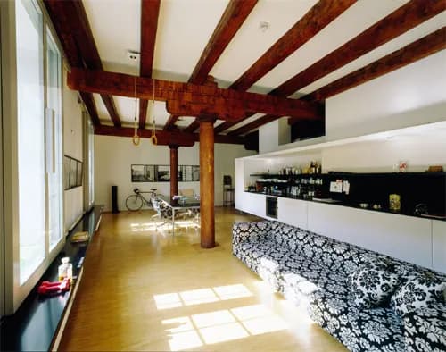 1-Zimmer-Wohnung mieten in Graz – 95 m², € 2.000