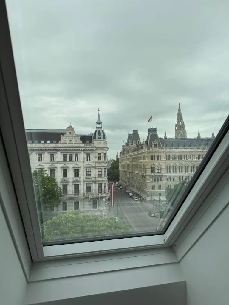 3-Zimmer-Wohnung mieten in Wien – 109,52 m², € 3.400