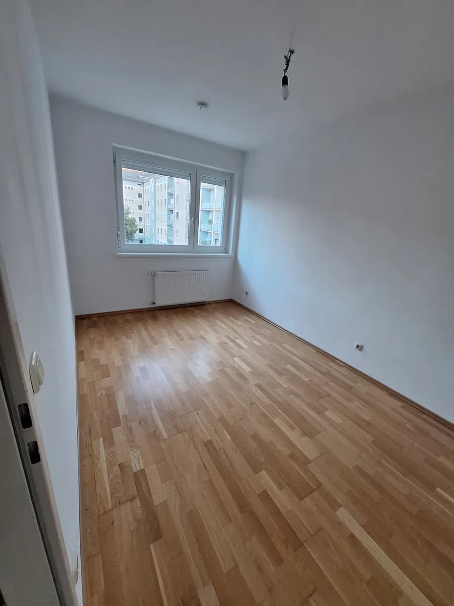2-Zimmer-Wohnung mieten in Linz – 45 m², € 720 – Bild 3 von 4
