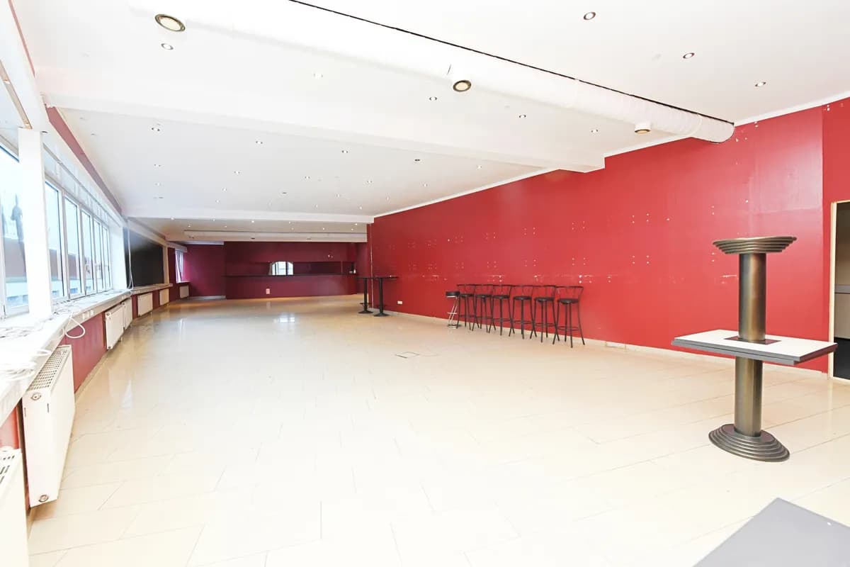 5-Zimmer-Gewerbeimmobilie mieten in Bludenz – 390 m², € 2.730 – Bild 21 von 28