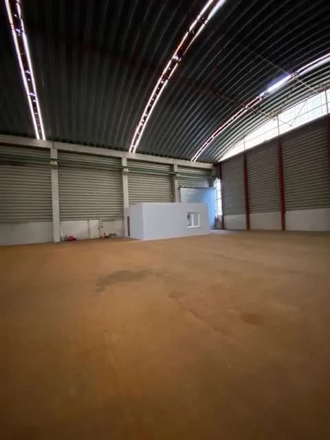 Gewerbeimmobilie mieten in Salzburg Stadt – 2 400 m², € 13.680 – Bild 2 von 10
