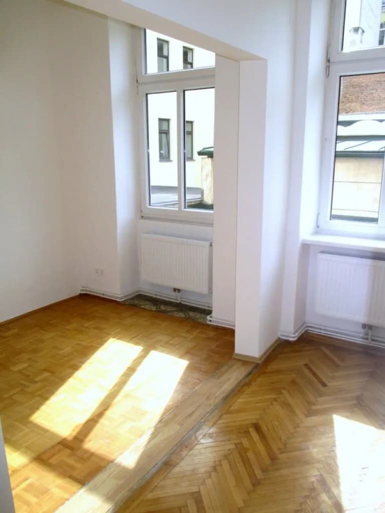4-Zimmer-Wohnung mieten in Wien – 136 m², € 1.780 – Bild 2 von 16