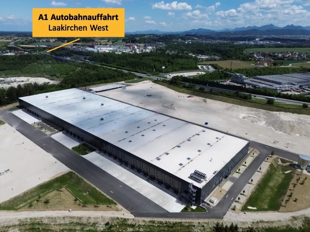 Immobilie mieten in Wels-Land – 2 350 m² – Bild 2 von 13