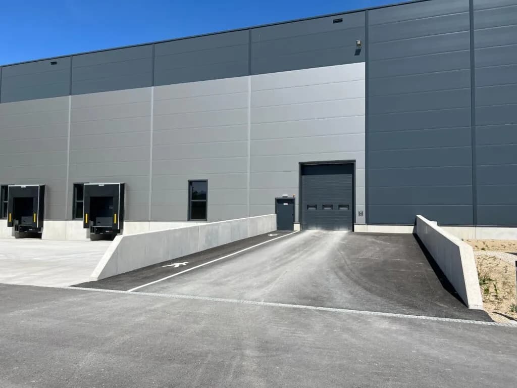Immobilie mieten in Wels-Land – 2 350 m² – Bild 5 von 13