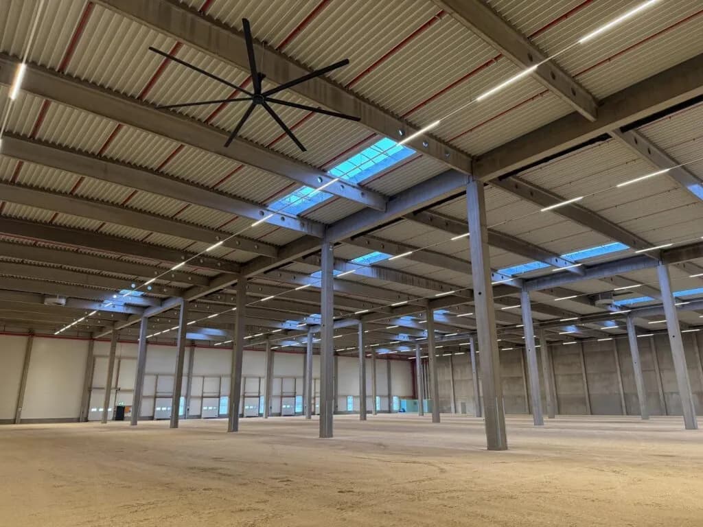 Immobilie mieten in Wels-Land – 2 350 m² – Bild 7 von 13