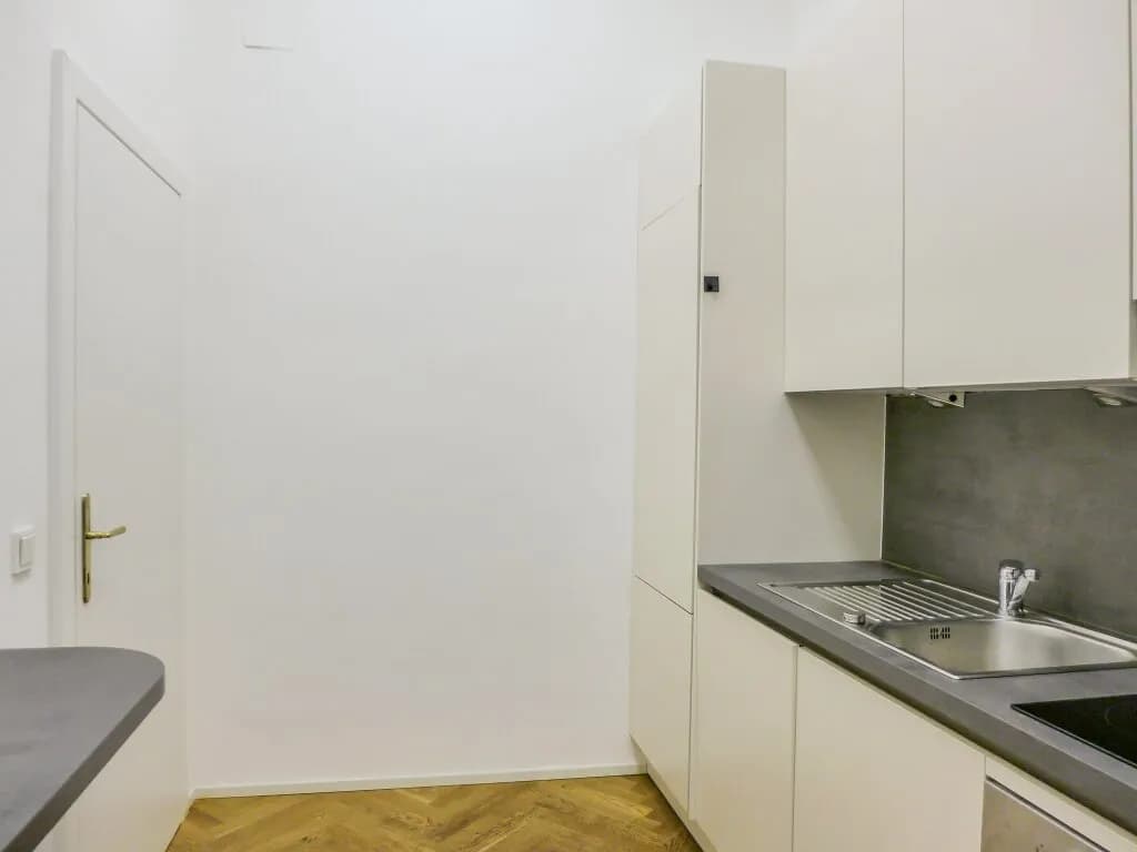 12-Zimmer-Gewerbeimmobilie mieten in Wien – 481 m², € 13.060 – Bild 19 von 25