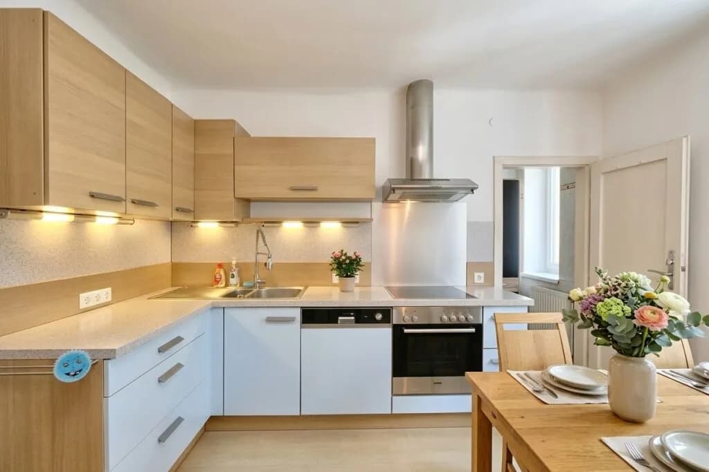 2-Zimmer-Wohnung kaufen in Wien – 70 m², € 299.000 – Bild 2 von 11