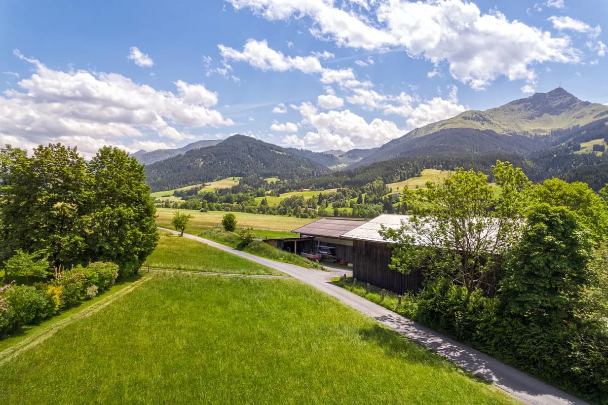 Grundstück kaufen in Kitzbühel – 1 001 m², € 1.650.000 – Bild 2 von 14