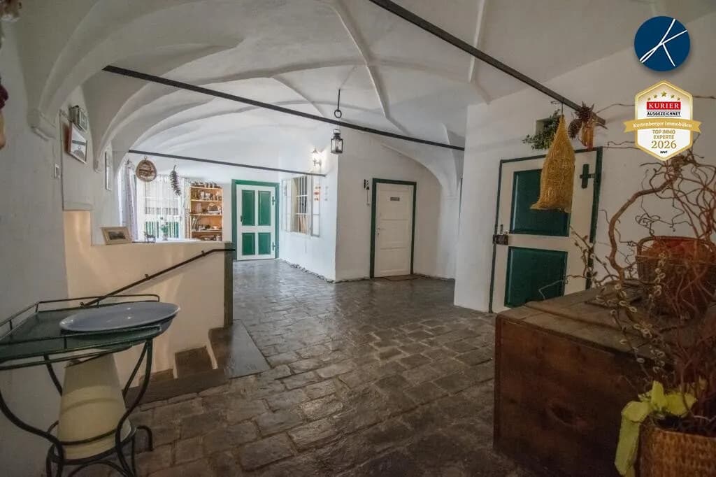 Gewerbeimmobilie kaufen in Krems an der Donau – 725 m², € 1.190.000 – Bild 2 von 7