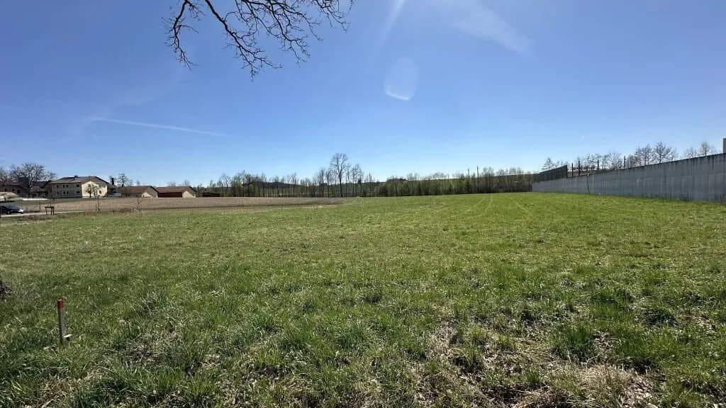 Immobilie kaufen in Grieskirchen – 9 189 m², € 260.000 – Bild 1 von 3