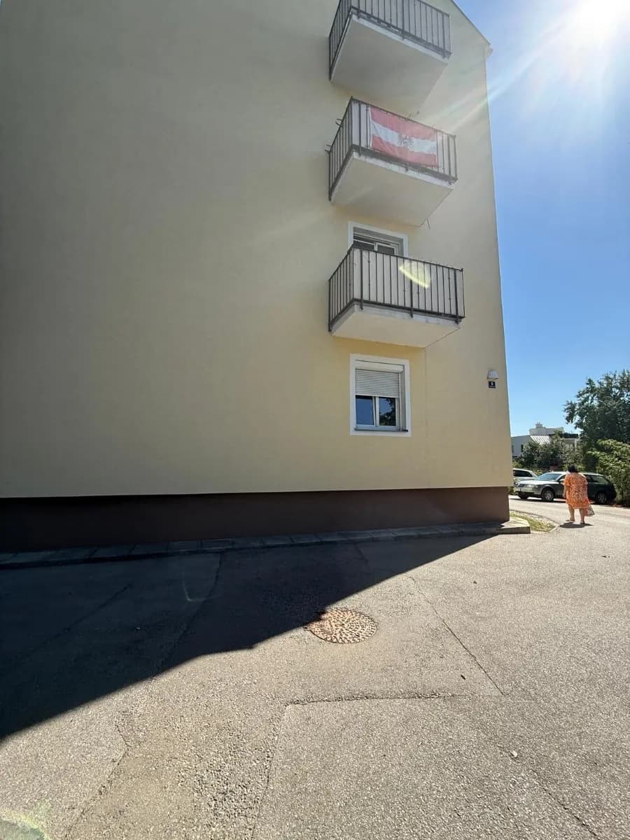 3-Zimmer-Wohnung mieten in Baden – 80 m², € 900 – Bild 2 von 13