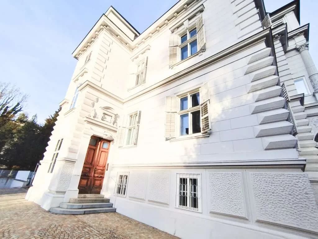 Gewerbeimmobilie mieten in Salzburg Stadt – 171 m², € 2.774