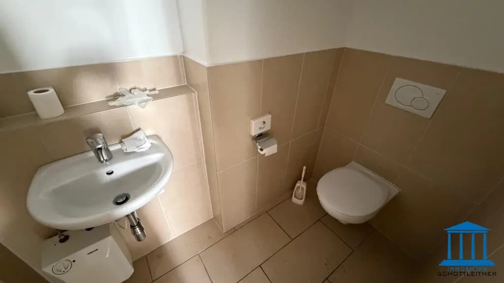 3-Zimmer-Gewerbeimmobilie mieten in Wiener Neustadt – 89 m², € 992 – Bild 15 von 26