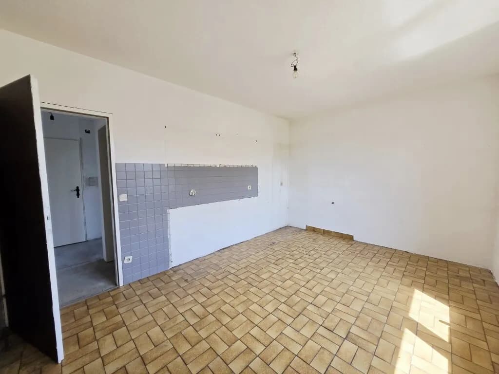 6-Zimmer-Haus kaufen in Hollabrunn – 130 m², € 169.000 – Bild 7 von 24