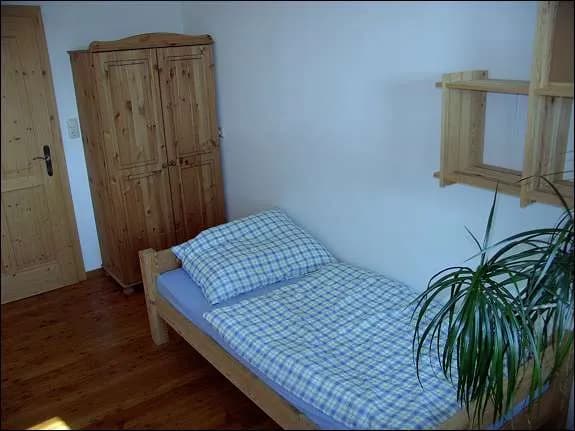 3-Zimmer-Wohnung mieten in Amstetten – 20 m², € 290