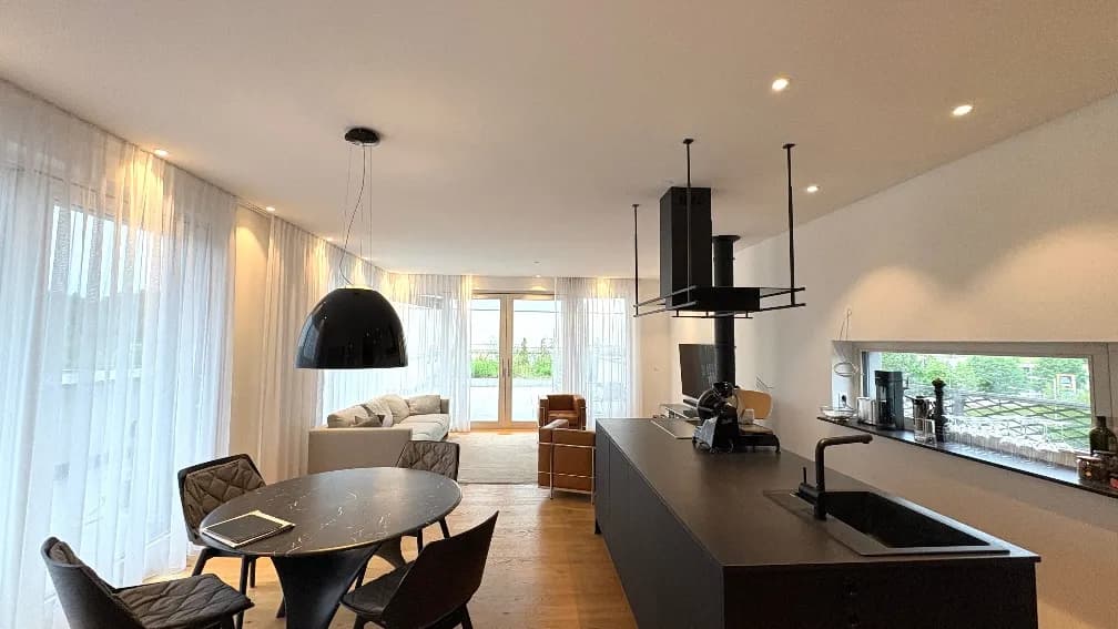 4-Zimmer-Wohnung mieten in Graz – 111 m², € 2.450 – Bild 1 von 12