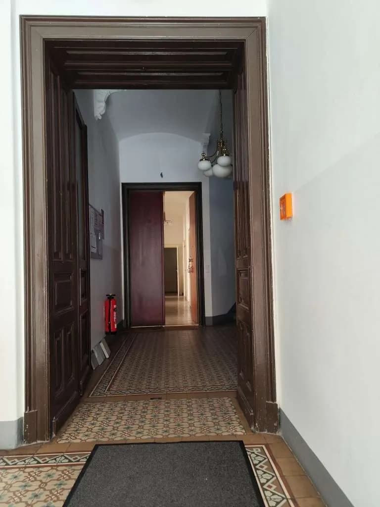 1-Zimmer-Wohnung mieten in Graz – 164 m², € 400