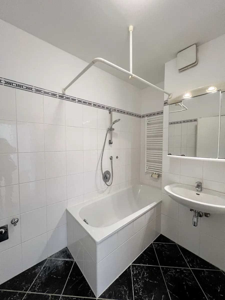 3-Zimmer-Wohnung mieten in Linz – 64 m², € 992 – Bild 10 von 14