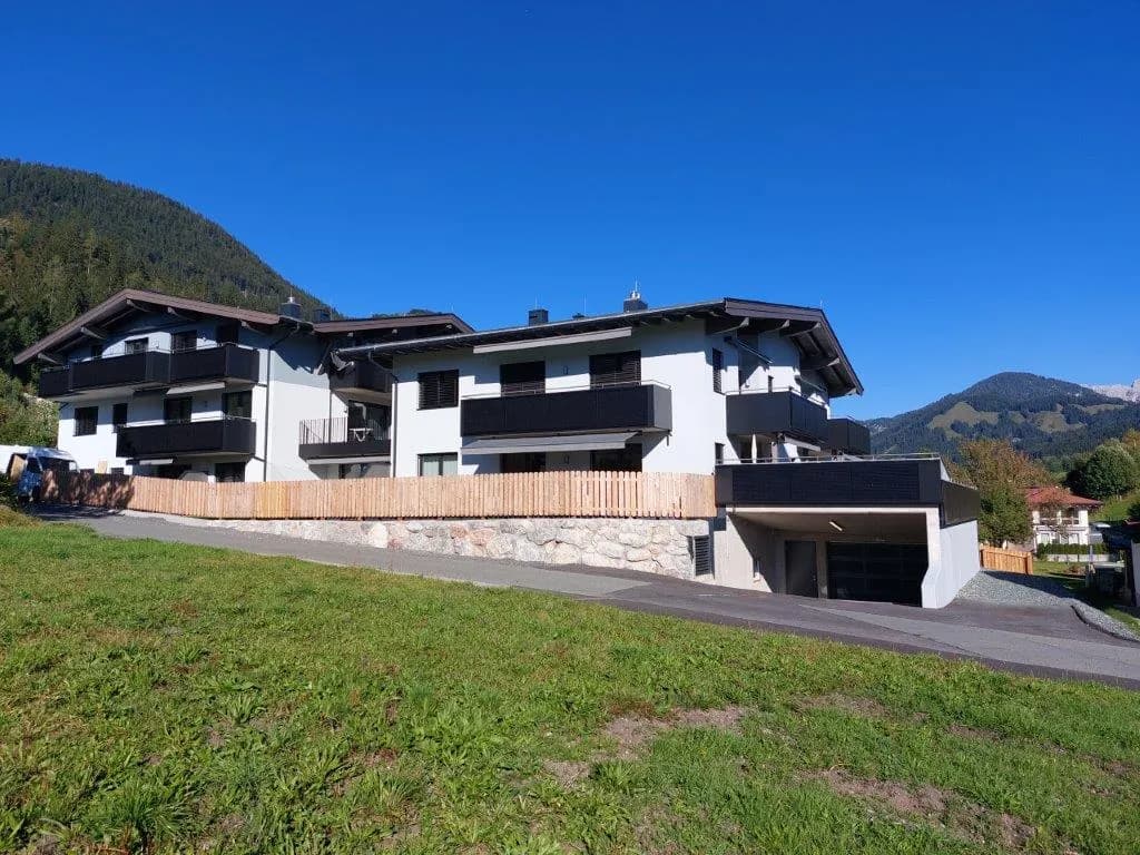 3-Zimmer-Wohnung mieten in Kitzbühel – 100 m², € 1.780