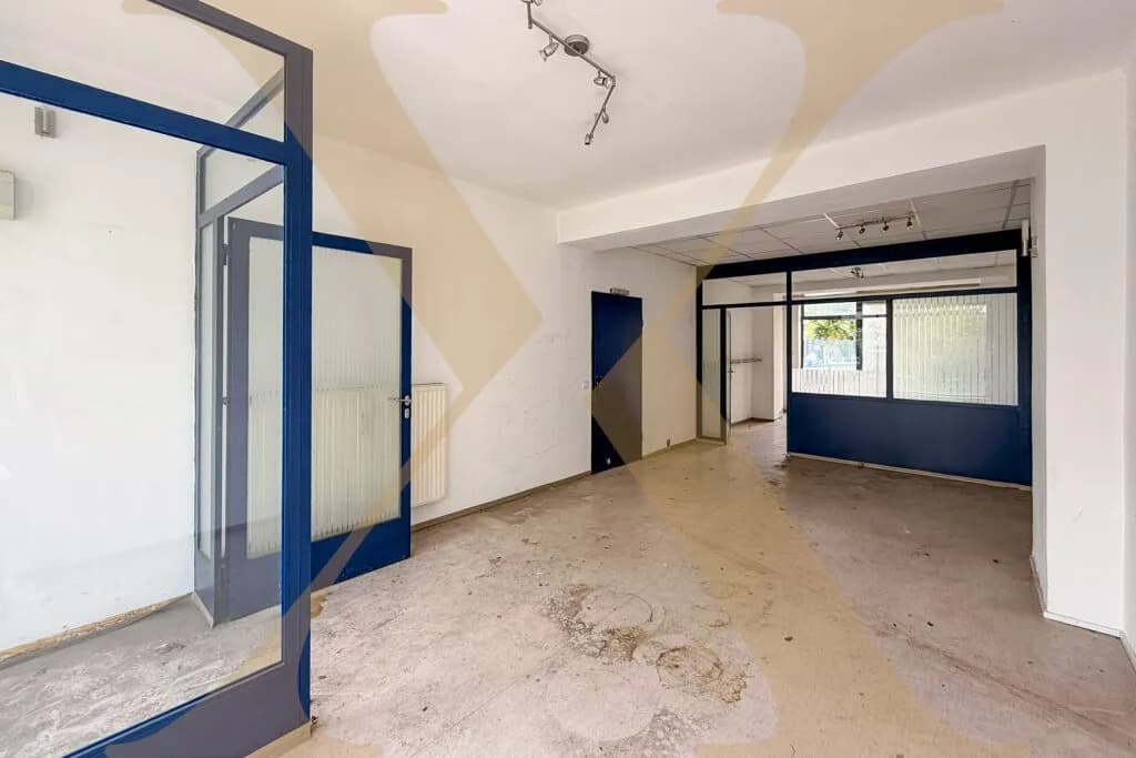 Gewerbeimmobilie mieten in Wels – 40 m², € 440