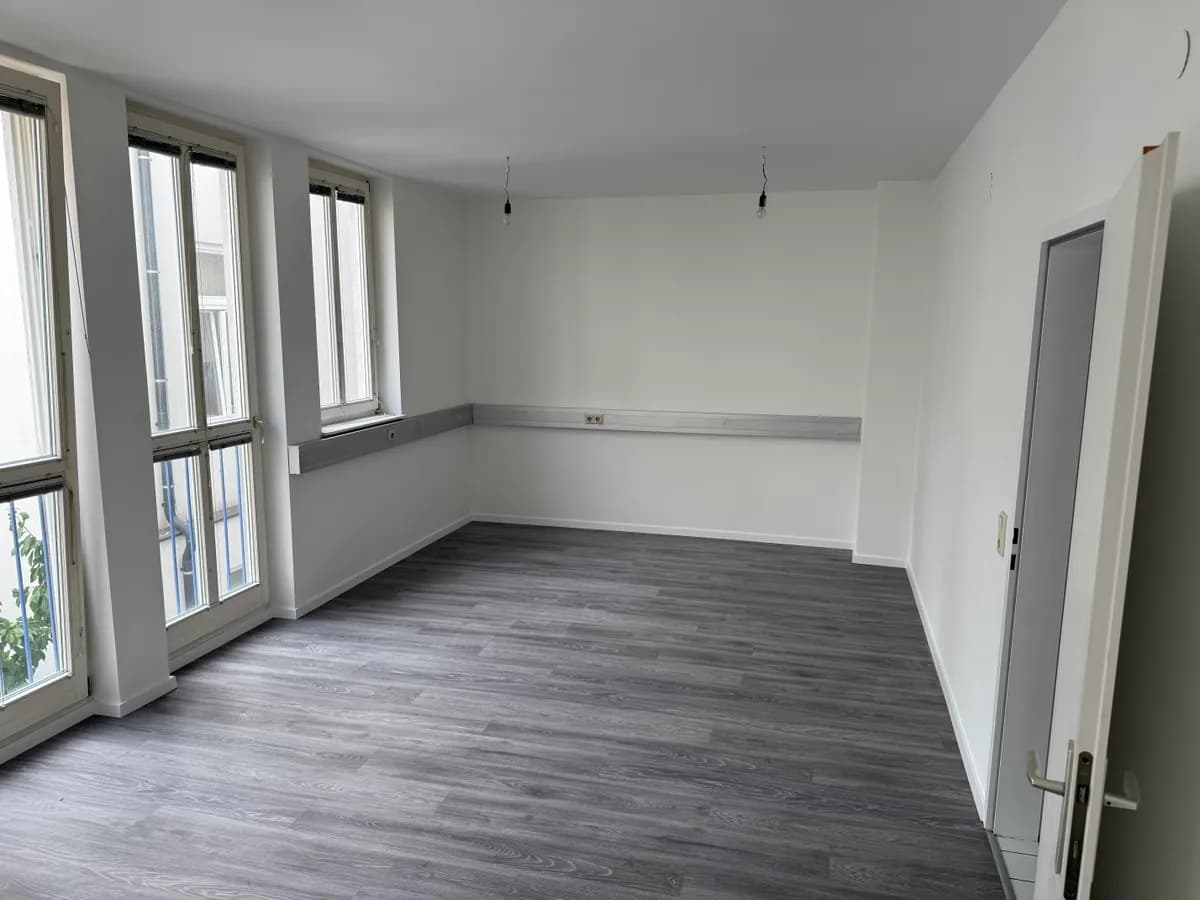 2-Zimmer-Gewerbeimmobilie mieten in Wien – 62 m², € 1.075 – Bild 6 von 12