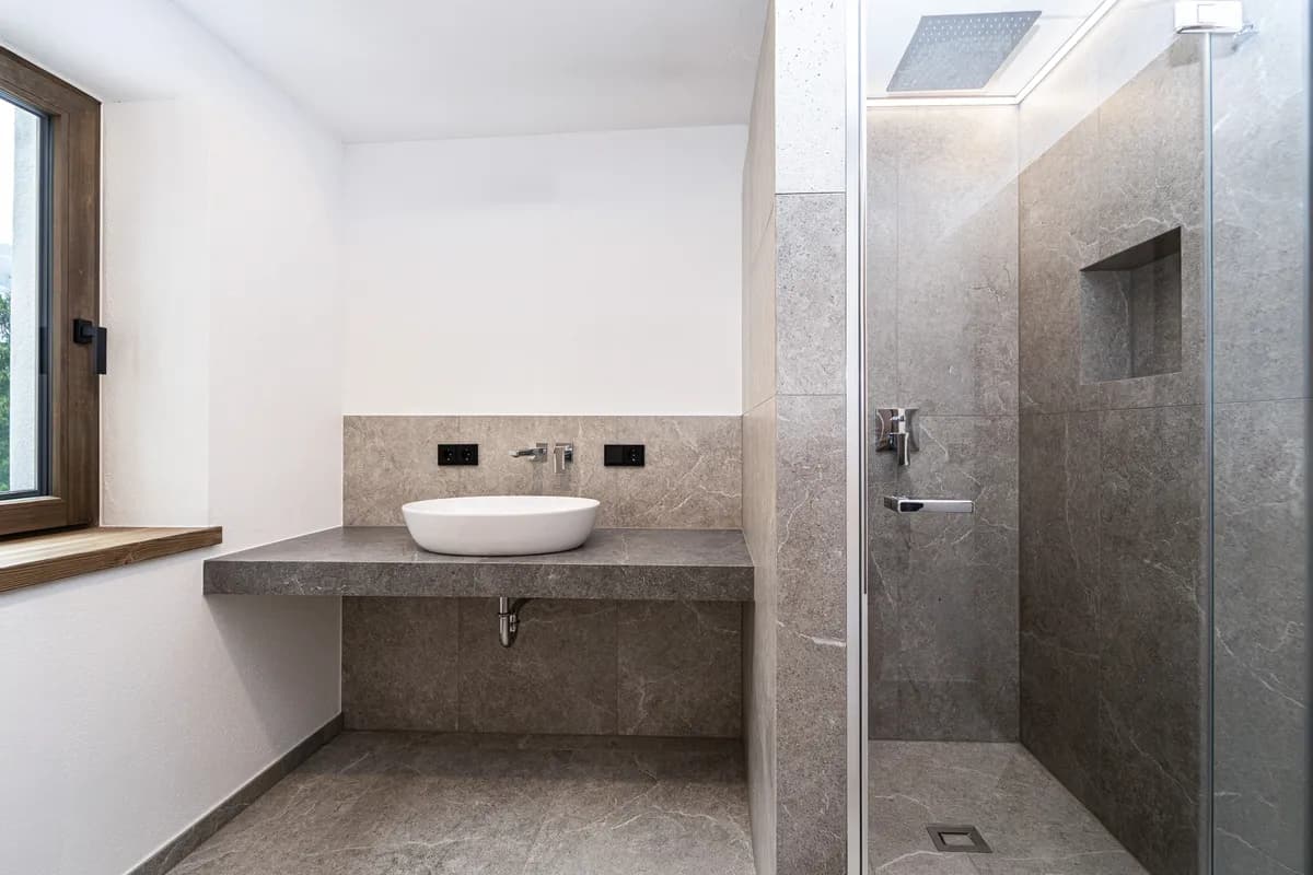 5-Zimmer-Haus kaufen in Kitzbühel – 170 m², € 1.990.000 – Bild 10 von 11