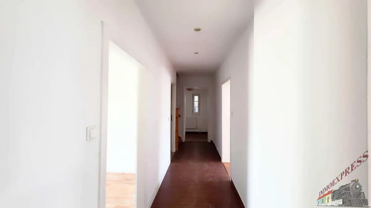7-Zimmer-Haus mieten in Mistelbach – 200 m², € 1.450 – Bild 2 von 23