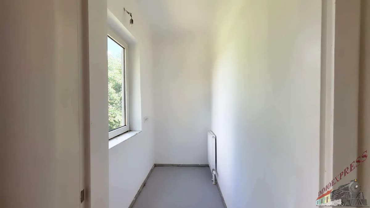 7-Zimmer-Haus mieten in Mistelbach – 200 m², € 1.450 – Bild 3 von 23