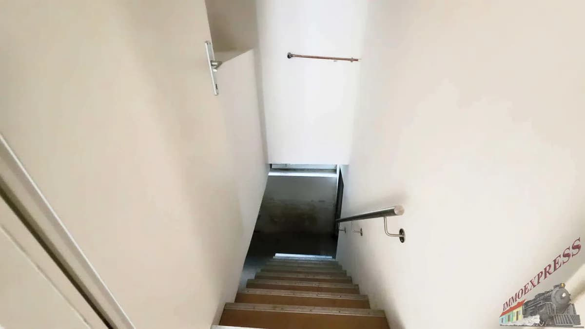 7-Zimmer-Haus mieten in Mistelbach – 200 m², € 1.450 – Bild 4 von 23
