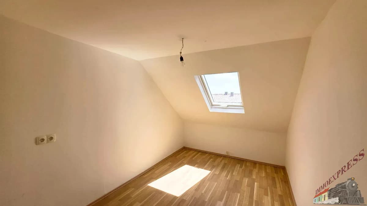 7-Zimmer-Haus mieten in Mistelbach – 200 m², € 1.450 – Bild 7 von 23
