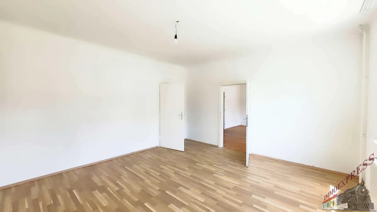 7-Zimmer-Haus mieten in Mistelbach – 200 m², € 1.450 – Bild 10 von 23