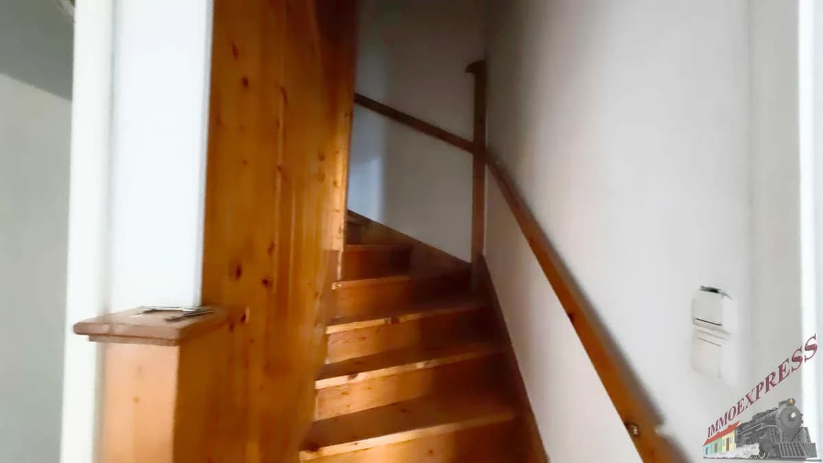 7-Zimmer-Haus mieten in Mistelbach – 200 m², € 1.450 – Bild 11 von 23