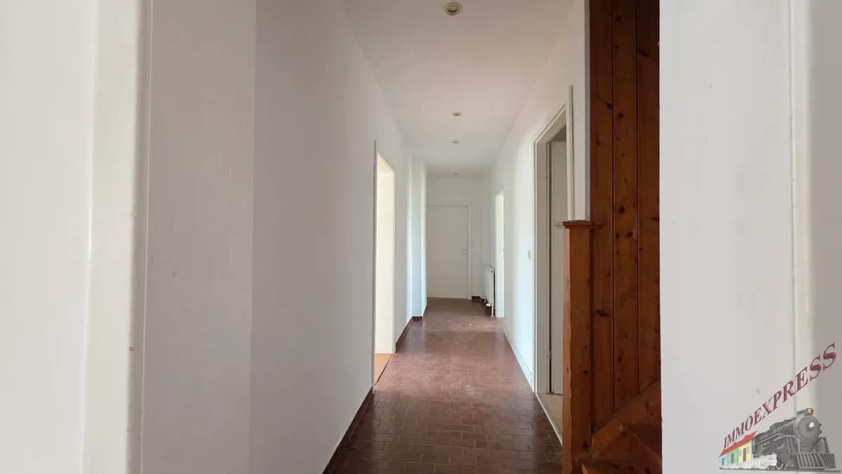 7-Zimmer-Haus mieten in Mistelbach – 200 m², € 1.450 – Bild 22 von 23