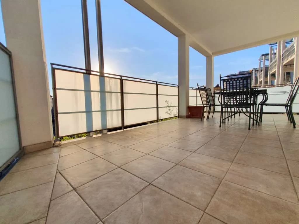 4-Zimmer-Wohnung mieten in Graz – 128 m², € 1.870 – Bild 2 von 9