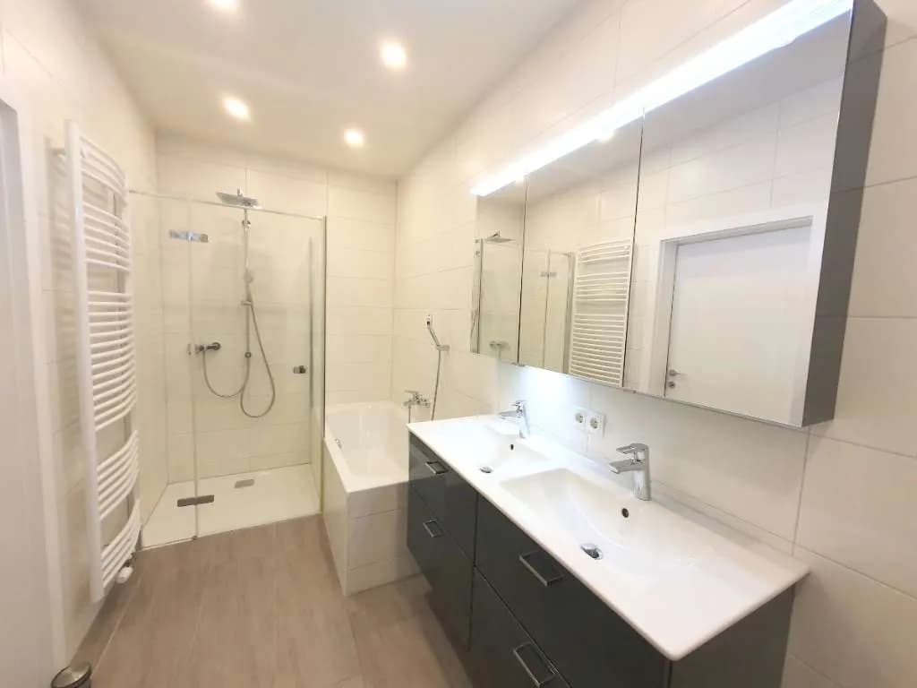 4-Zimmer-Wohnung mieten in Graz – 128 m², € 1.870 – Bild 7 von 9