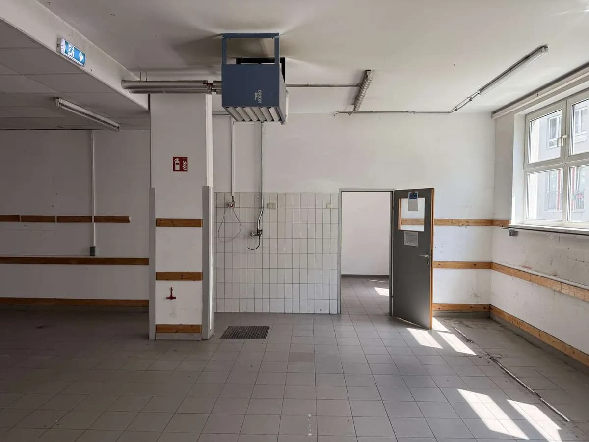 Gewerbeimmobilie mieten in Wien – 605 m², € 6.074 – Bild 10 von 18